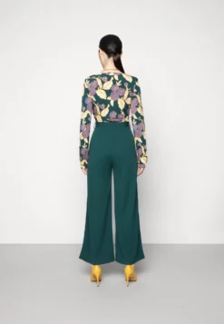 Anna Field Jumpsuit - Dark Green/Yellow -Style Hub Shop 03cd4744a3114e5dabc333db7a3180ff scaled