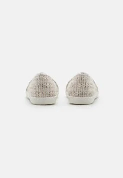 Anna Field Slip-Ons - Slip-Ons -Style Hub Shop 0891ef81fffa4001afe20bfe4a9e0e09 scaled
