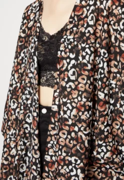 Anna Field Cape - Brown/Black -Style Hub Shop 0a8f3bcdb8f24c0685c93c89244dbdc7 scaled