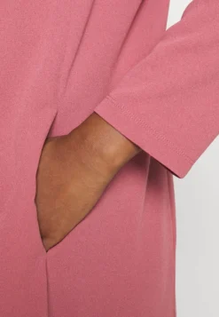 Short Coat - Rose -Style Hub Shop 14b494cb71a04bf99b3e1557e8465d31 scaled