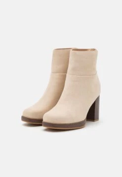 Wide Fit - Platform Ankle Boots - Beige -Style Hub Shop 175eb1c47cbd4bdb89f58c0f53079ae8 scaled