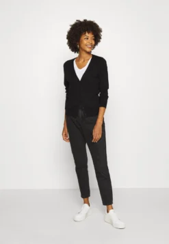 Style Hub Shop -Style Hub Shop 178eeb013c8445c9afc12277d7cda207 scaled