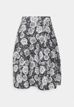 A-Line Skirt - Black/White -Style Hub Shop 18f0514cc1df4d3586595a45d12bc89f scaled