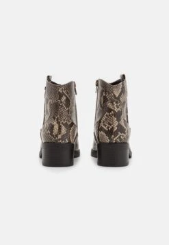 Anna Field Cowboy/Biker Ankle Boot - Multicoloured -Style Hub Shop 1f263d7fcd6a4f3ca9ac6e37435bd83f scaled