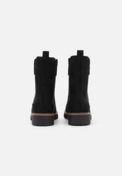 Winter Boot - Classic Ankle Boots - Black -Style Hub Shop 233b2f8853e845dcade3ebe362b4e303 scaled