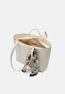 Anna Field Set - Handbag - Off-White -Style Hub Shop 2f38f1495c4f4685b39dd4554fc5fa2b scaled