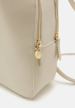 Anna Field Rucksack - Off-White -Style Hub Shop 3d6eefd9079042808a6c16ea1534ecfa scaled