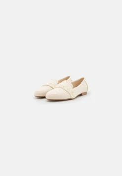 Anna Field Slip-Ons - Beige 8 Anna Field Slip-Ons - Beige -Style Hub Shop 427010a5f73c4750ac7a72b02b28b8b9 scaled
