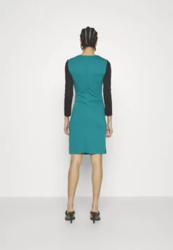 Anna Field Jersey Dress - Black/Dark Green -Style Hub Shop 439e12b48243481193ec3bb117451c04 scaled