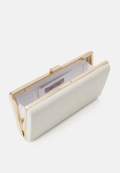 Anna Field Clutch - Off-White -Style Hub Shop 51b7a768864341c2a219278dd4ba09ca scaled