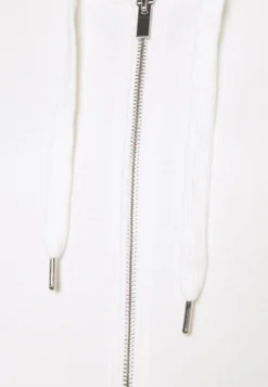 Anna Field Zip-Up Sweatshirt - Zip-Up Sweatshirt 5 Anna Field Zip-Up Sweatshirt - Zip-Up Sweatshirt -Style Hub Shop 5d1b82a4f3b24464855b4dfc0721b3ab scaled