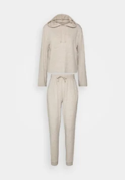 Anna Field Pyjamas - Pyjamas 8 Anna Field Pyjamas - Pyjamas -Style Hub Shop 6613965a8c1c48e78bcf575d43a8c6ff scaled