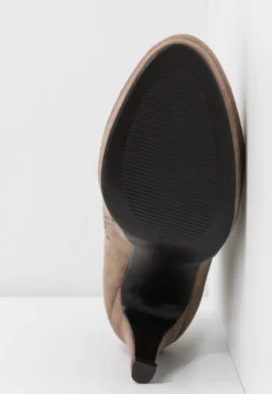 Anna Field High Heeled Ankle Boots - Taupe -Style Hub Shop 78becf6e20ed42678bb94e883f0bf316 scaled