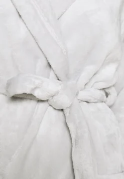 Anna Field Dressing Gown - Grey -Style Hub Shop 88b41a27d1434600bc9987944348000b scaled