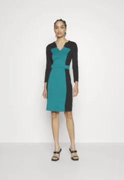 Anna Field Jersey Dress - Black/Dark Green -Style Hub Shop 88cc832a49dc41f1834d144f807a94fc scaled