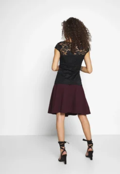 Pleated Skirt - Pleated Skirt -Style Hub Shop 8f766584be6a4cec936a188a3c5e2c77 scaled