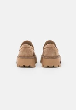 Anna Field Leather- Slip-Ons - Taupe 7 Anna Field Leather- Slip-Ons - Taupe -Style Hub Shop 968f208be9c644e29542ba3161199a5e scaled