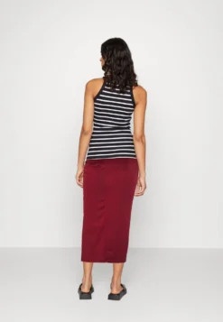Anna Field Pencil Skirt - Pencil Skirt 8 Anna Field Pencil Skirt - Pencil Skirt -Style Hub Shop 97b1df1d4ff745e8a3af6c8fbb0e0c32 scaled