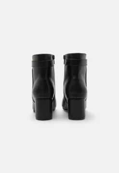 Wide Fit - Classic Ankle Boots - Black 9 Wide Fit - Classic Ankle Boots - Black -Style Hub Shop adc0dfca8e9540c2a6d8f3eff66316e5 scaled