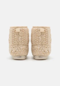 Anna Field Gold-Metallic Thread - Slippers - Gold-Coloured -Style Hub Shop b9fac13f3ee4479aa0d5016f3cf3e944 scaled