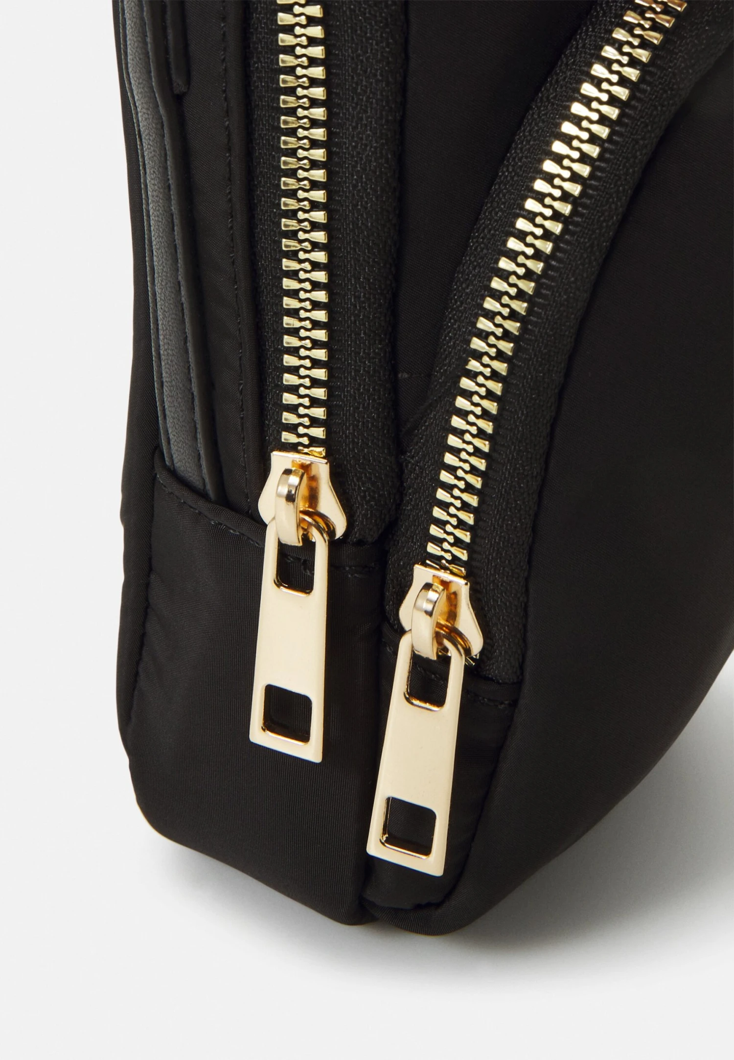 Anna Field Phone Case - Black 4 Anna Field Phone Case - Black - Image 4