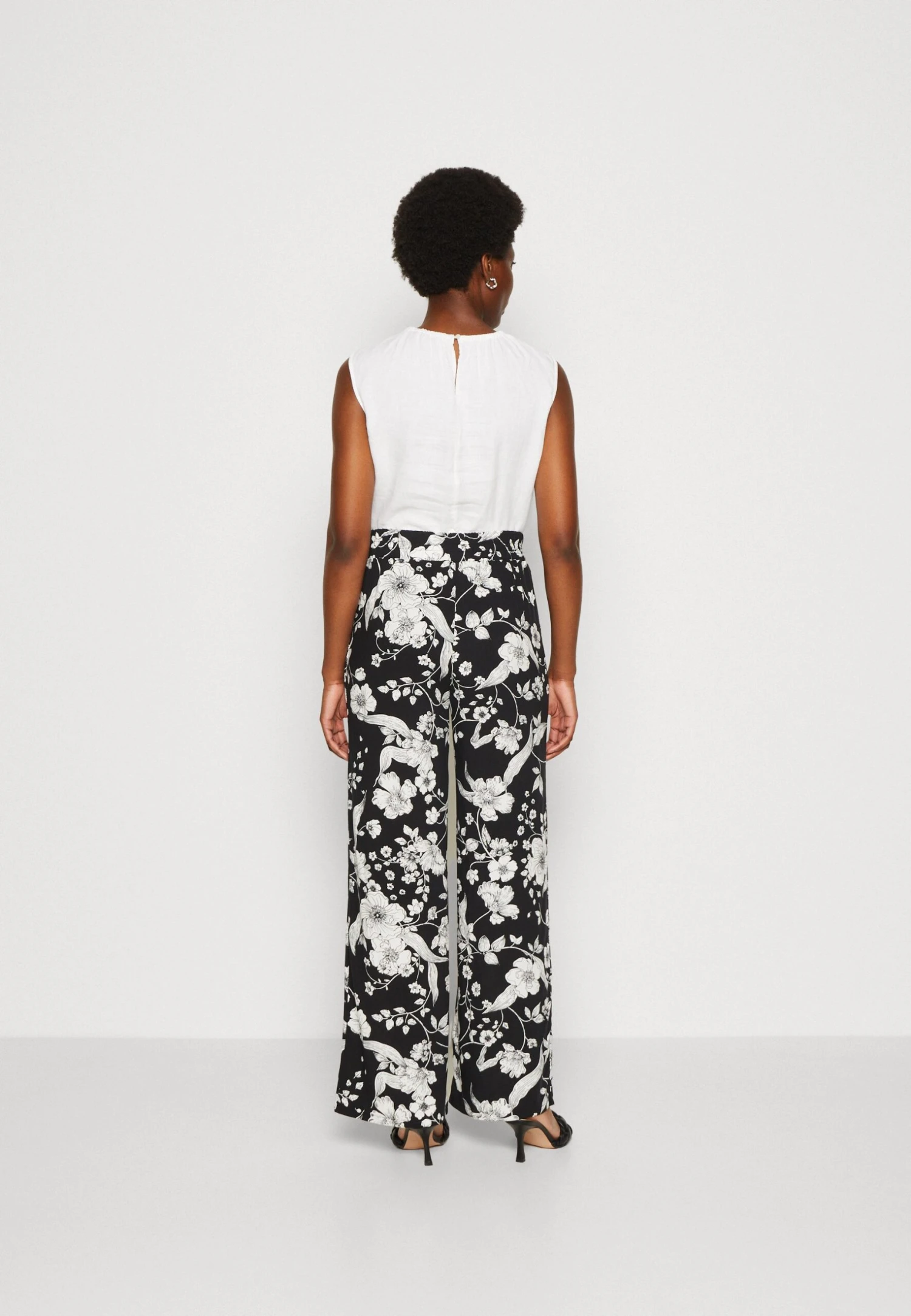 Anna Field Trousers - Black/Off White 3 Anna Field Trousers - Black/Off White - Image 3