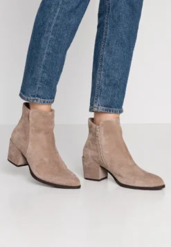 Anna Field Leather- Ankle Boots - Beige