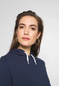 Nursing - Sweatshirt - Hoodie - Peacoat 9 Nursing - Sweatshirt - Hoodie - Peacoat -Style Hub Shop dd2e18e1a3b44d0293f0690ff8d7d35c scaled