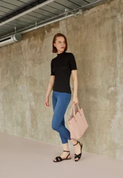 Anna Field Sandals - Black -Style Hub Shop def7c888bbf249018b3e1d7266ef48c1 scaled