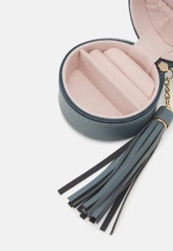 Anna Field Jewellery Box- Other Accessories - Blue -Style Hub Shop e4204a225ce8441481047d3968fba5f3 scaled