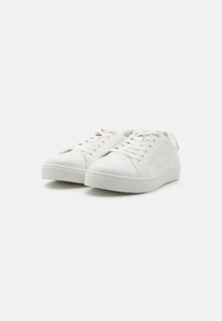 Anna Field Trainers - White/Gold 8 Anna Field Trainers - White/Gold -Style Hub Shop ecaae1cd3a674542bb4cdc8943883ead scaled