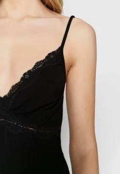 Anna Field Heidi Short Sleeves Viscose Nightdress - Nightie - Black 9 Anna Field Heidi Short Sleeves Viscose Nightdress - Nightie - Black -Style Hub Shop f52d06253ac54a1d8dca7a50c0b4db6d scaled