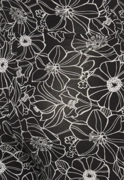 Trousers - Black/White -Style Hub Shop f6ff6fb4c3c8494cb652374cfb4481d3 scaled