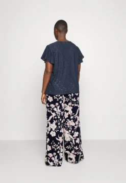 Trousers - Multi-Coloured/Off-White -Style Hub Shop fd92ba55fa13494f8ce71d1ce2762310 scaled