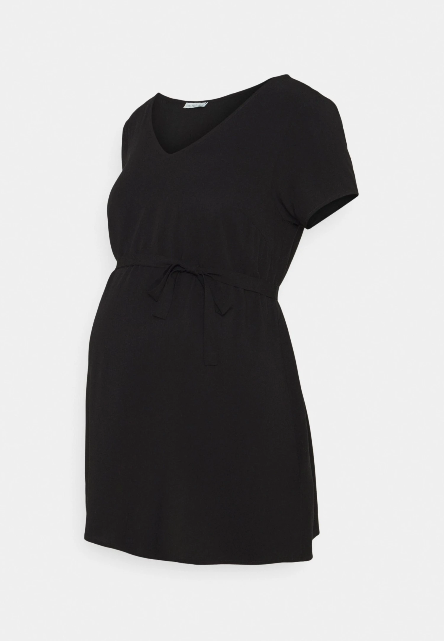 Basic T-Shirt - Black 1 Basic T-Shirt - Black